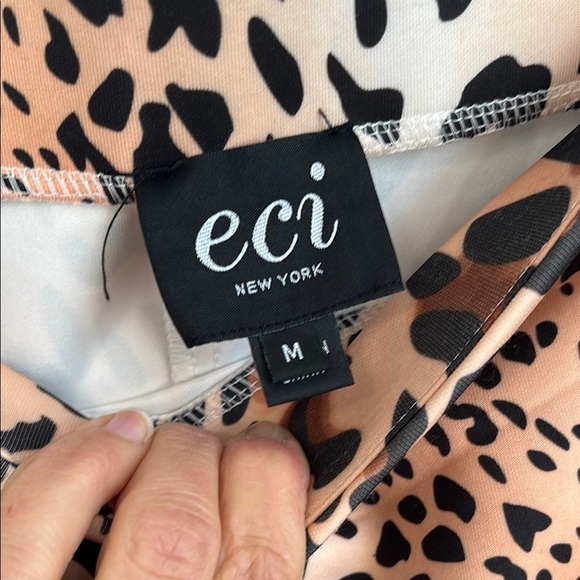 ECI NWOT Brown Cream Animal Midi Skirt stretch, Size M - Picture 4 of 9